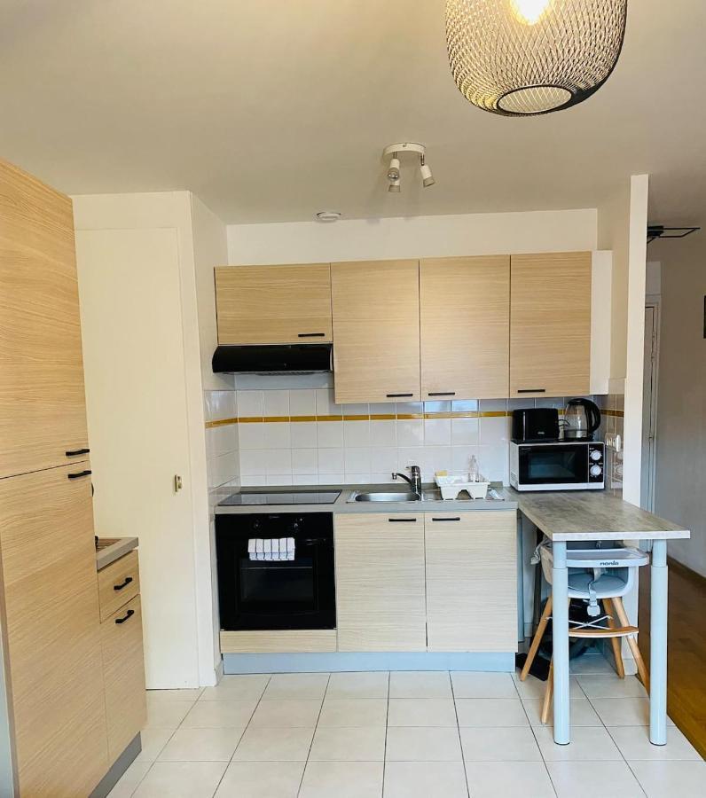 Ferienwohnung Au Pied De La Cathedrale Colmar Exterior foto