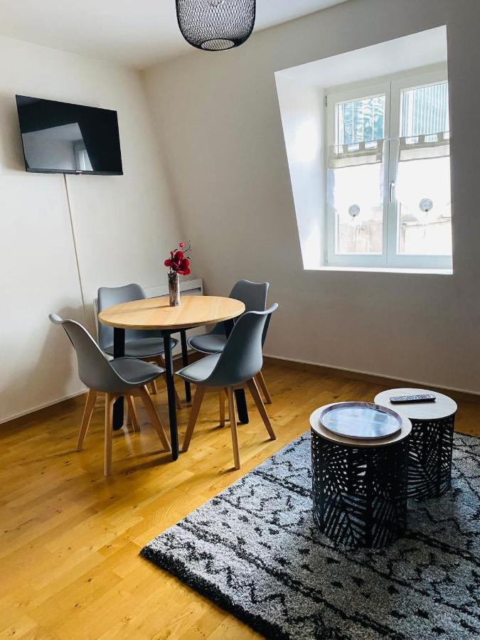 Ferienwohnung Au Pied De La Cathedrale Colmar Exterior foto
